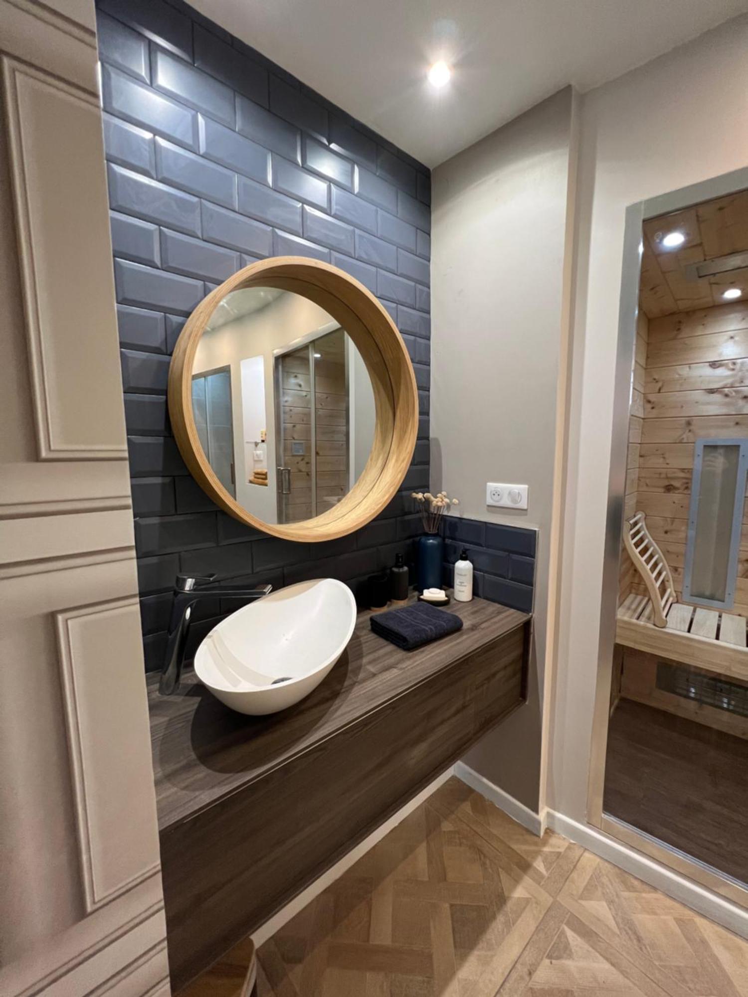 Appartement Avec Jacuzzi Sauna & Home Cinema - Nid D'Angers Eksteriør billede