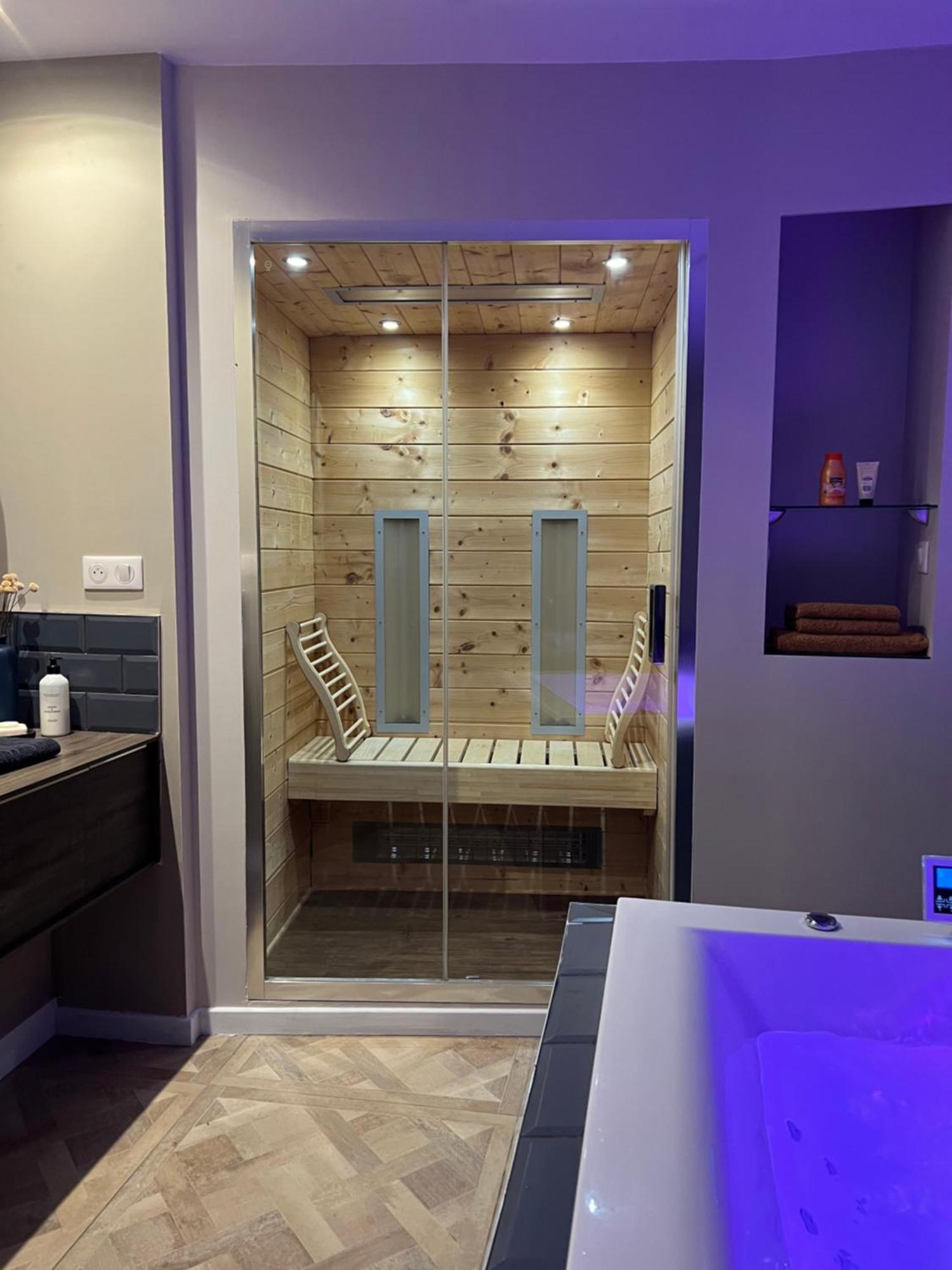 Appartement Avec Jacuzzi Sauna & Home Cinema - Nid D'Angers Eksteriør billede