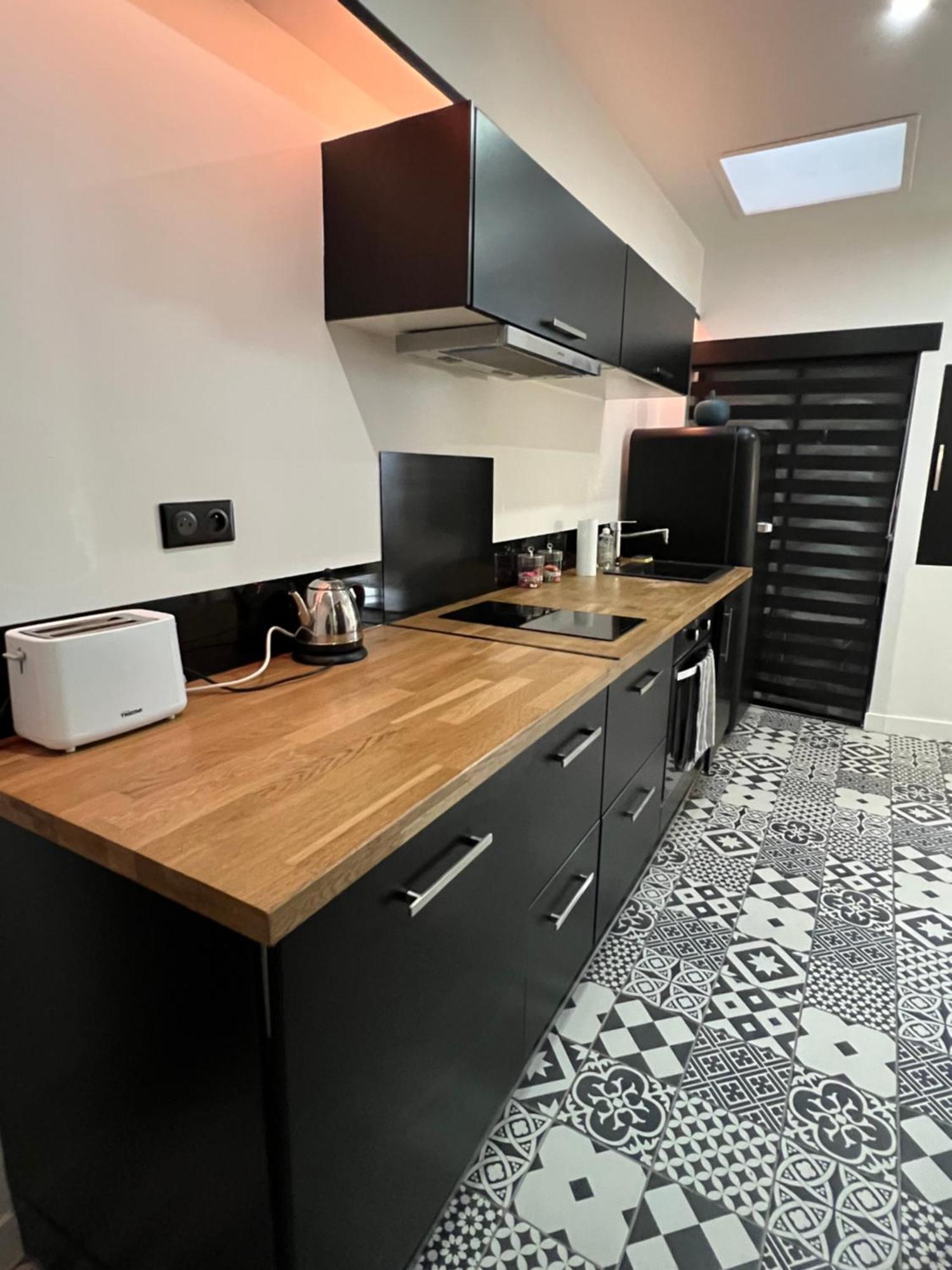 Appartement Avec Jacuzzi Sauna & Home Cinema - Nid D'Angers Eksteriør billede